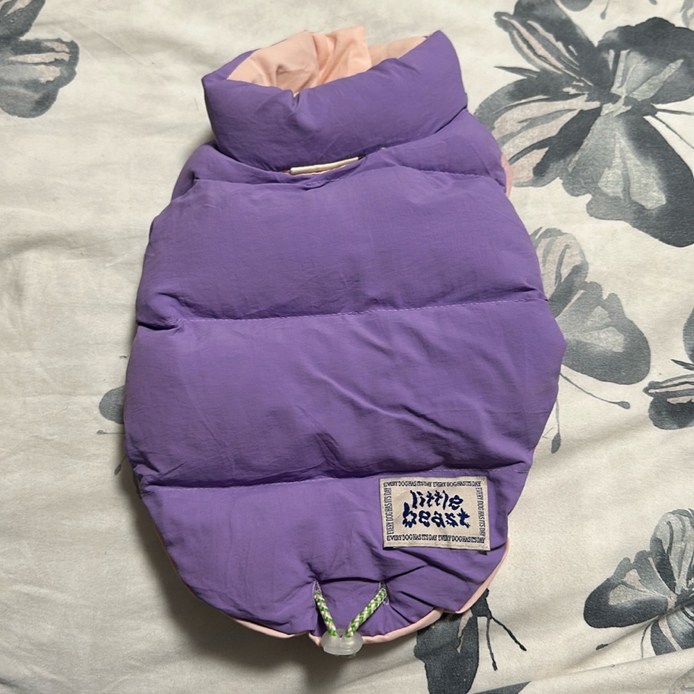 Little beast reversible Velcro closure dog puffer coat